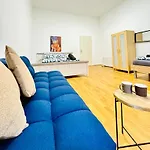 Comfy 1Br Apt For 4, 10Min Transport To Stadthalle