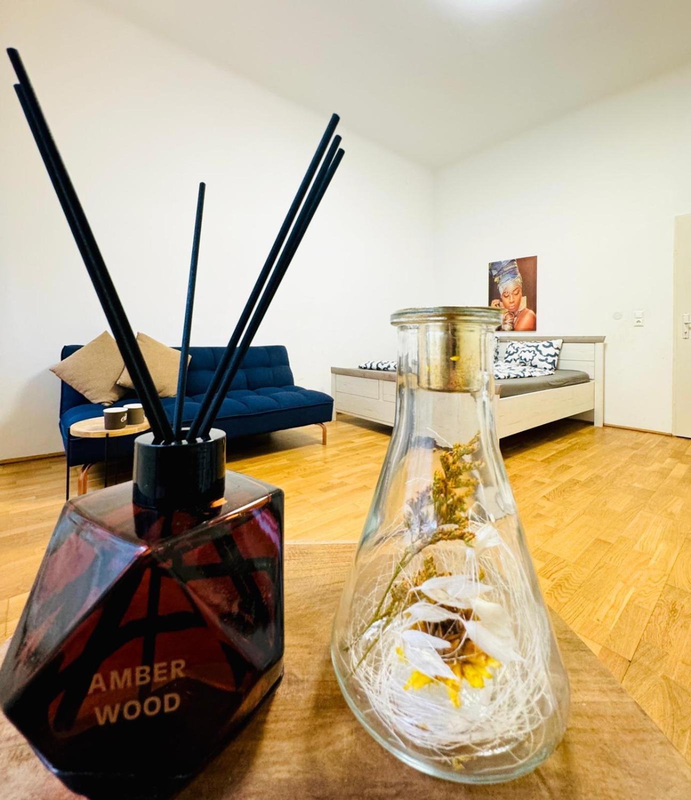 Apartment Comfy 1br For 4, 10min Transport To Stadthalle